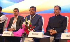 8 इंवेस्टर समिट