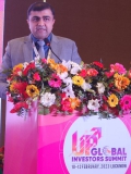 Shri Abhishek Prakash, CEO - Invest UP giving presentation on investment opportunities in Uttar Pradesh